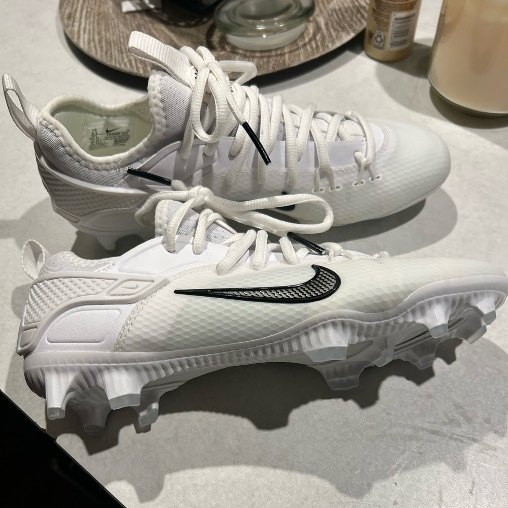 Nike Men’s Huarache elite low lacrosse cleats white